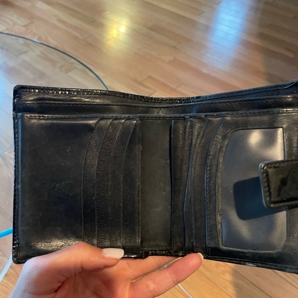 Authentic Salvatore Ferragamo Wallet - Picture 3 of 9